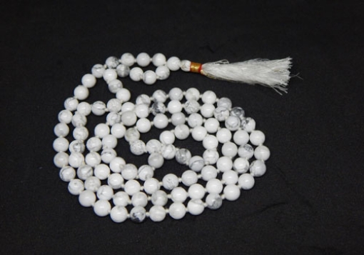 Picture of Howlite Mala : 108+1 Beads Knotted Mala